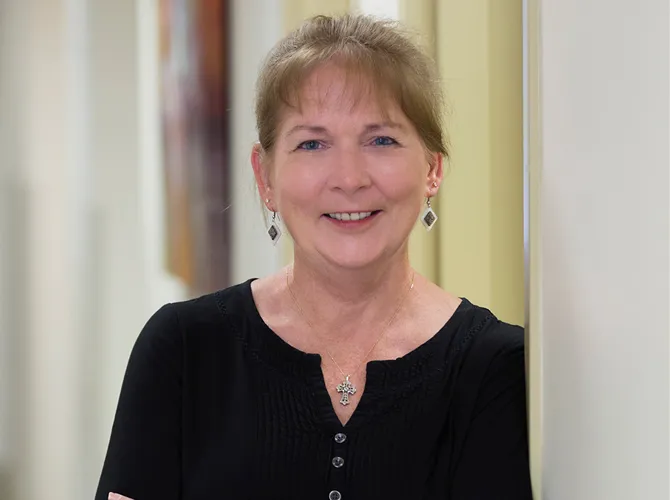 Lenora – Surgery Coordinator